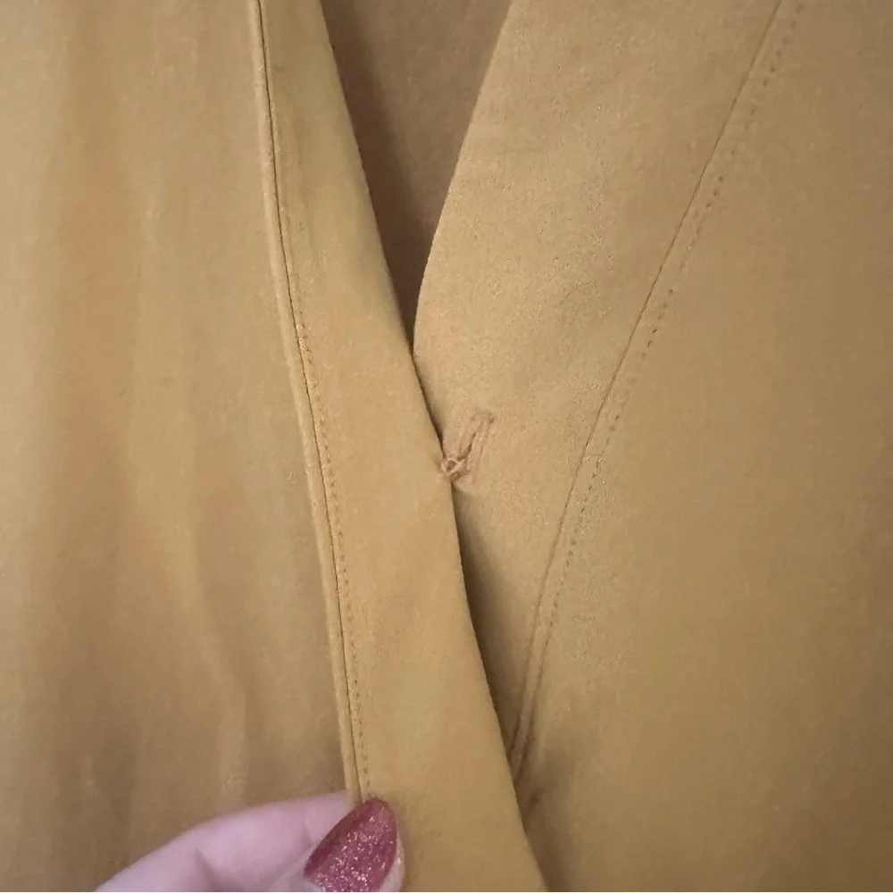 Athleta Marlow Gold Yellow Romper Size Extra Large - Picture 7 of 12